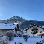 Almstube