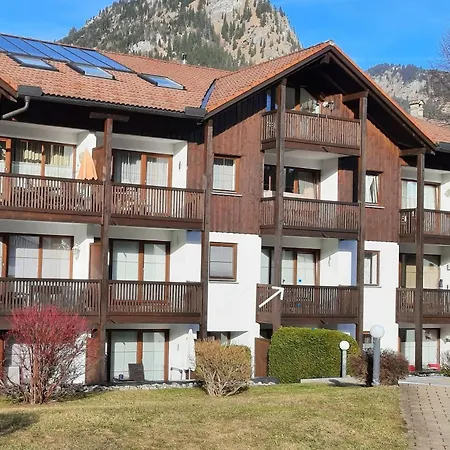 Almstube Apartment *