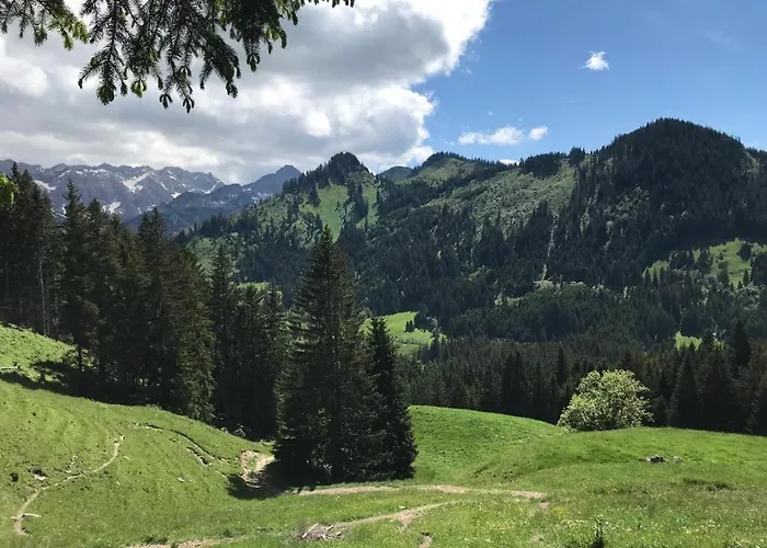 Almstube باد هينديلانغ